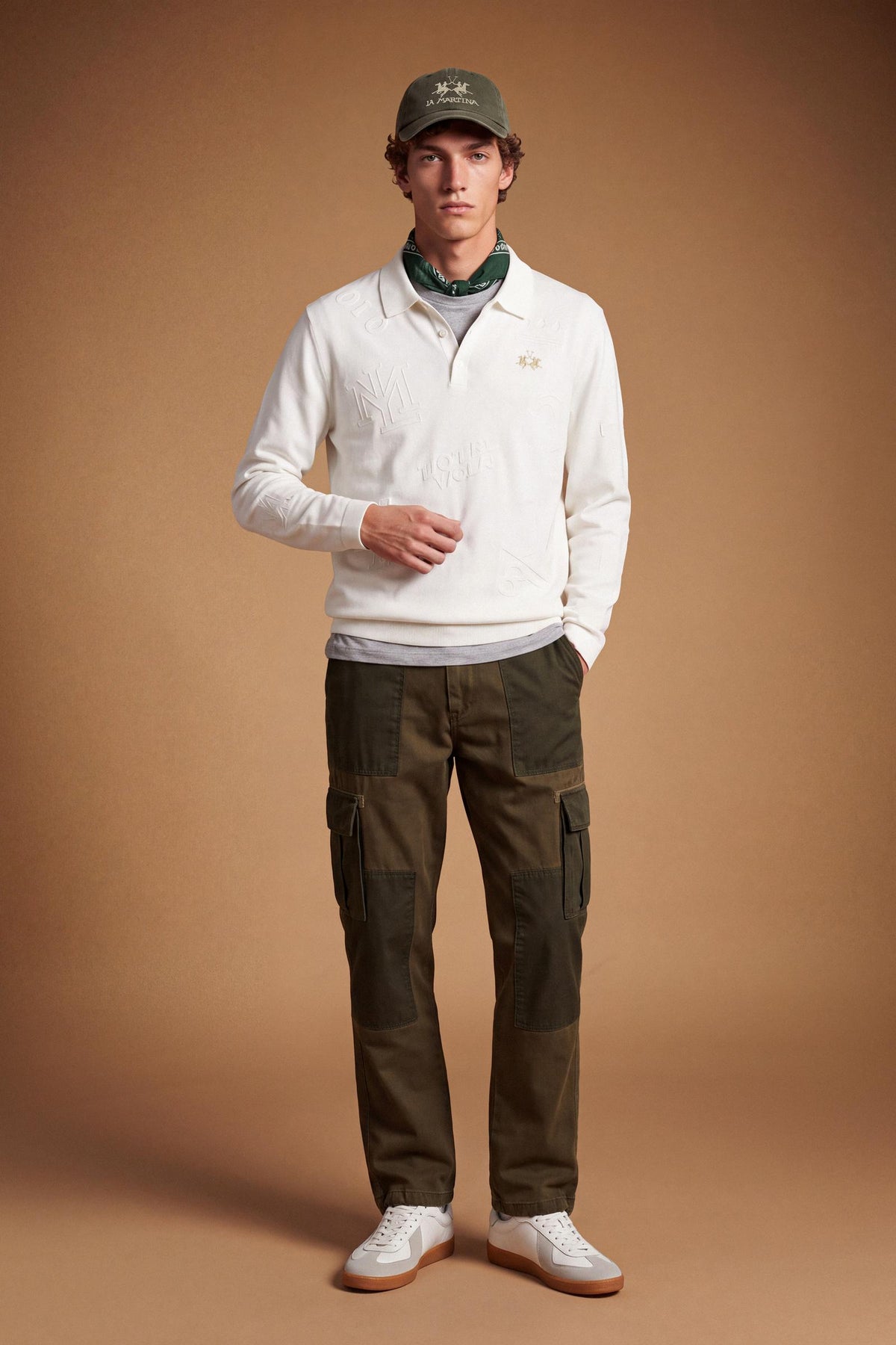 Men’s long-sleeve sweater in 100% combed cotton with a regular fit, jacquard knit patterns, ribbed cuffs and hem, a polo collar, and a three-button front opening. - Pristine