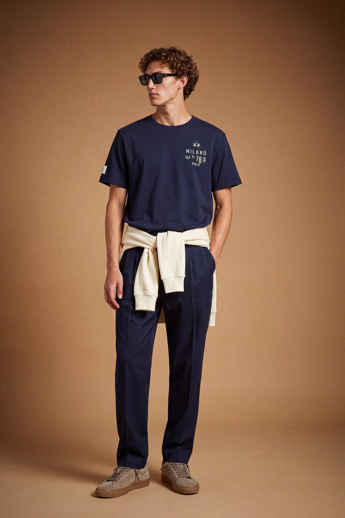 Men's short-sleeve T-shirt in 100% cotton with a ribbed crew neck, contrasting printed and embroidered chest design, and a comfortable, classic regular fit. - Navy Blazer