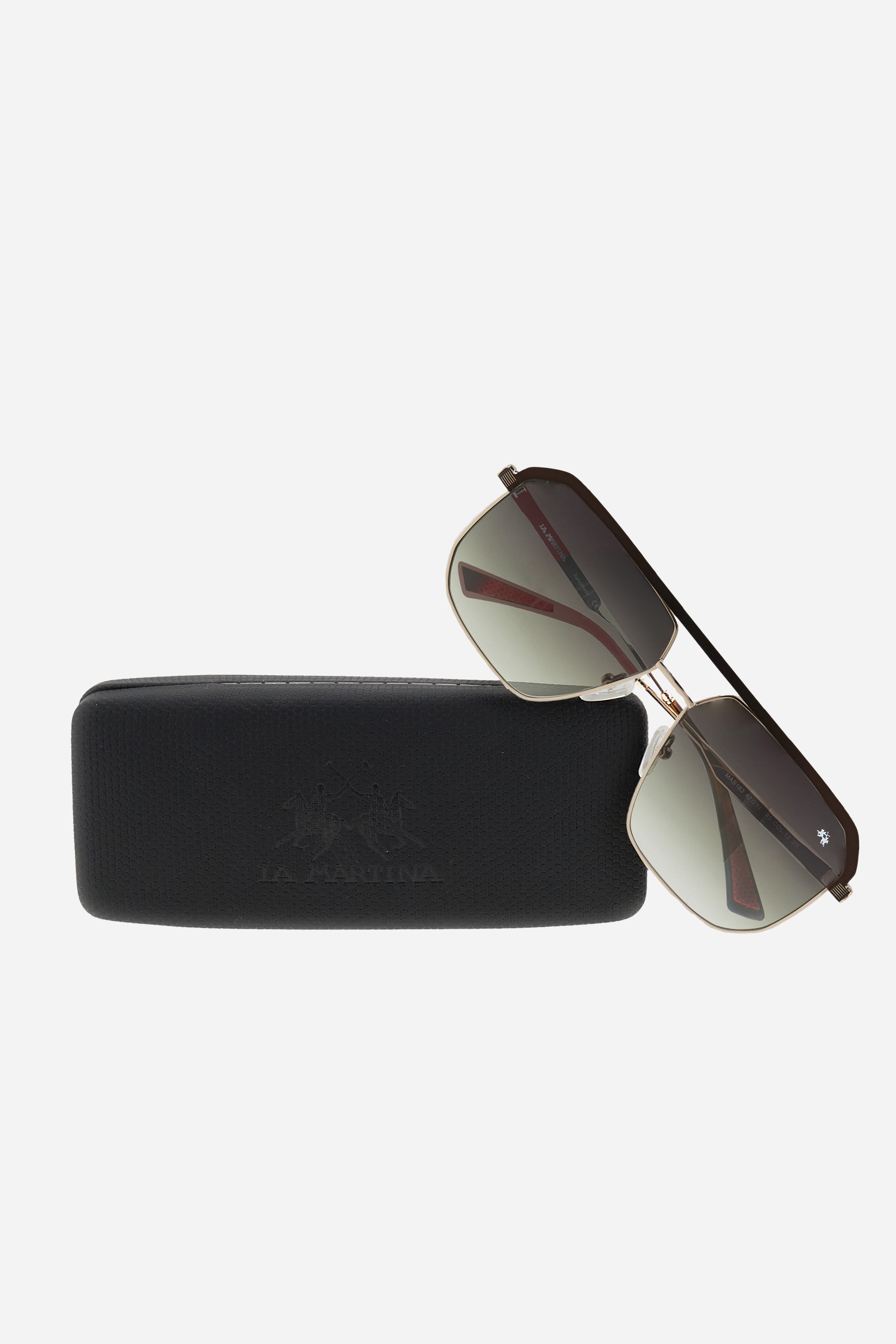 Men's sunglasses with a square metal and acetate frame, high-quality materials chosen to ensure strength, lightness and a finish with attention to detail.Nylon lenses provide excellent UV protection, visual clarity and durability, and are an excellent choice for those seeking high performance and reliability.Shaft width: 145 mmCalibre (lens diameter): 62 mmBridge: 14 mm - SHINY GOLD/BRONZE