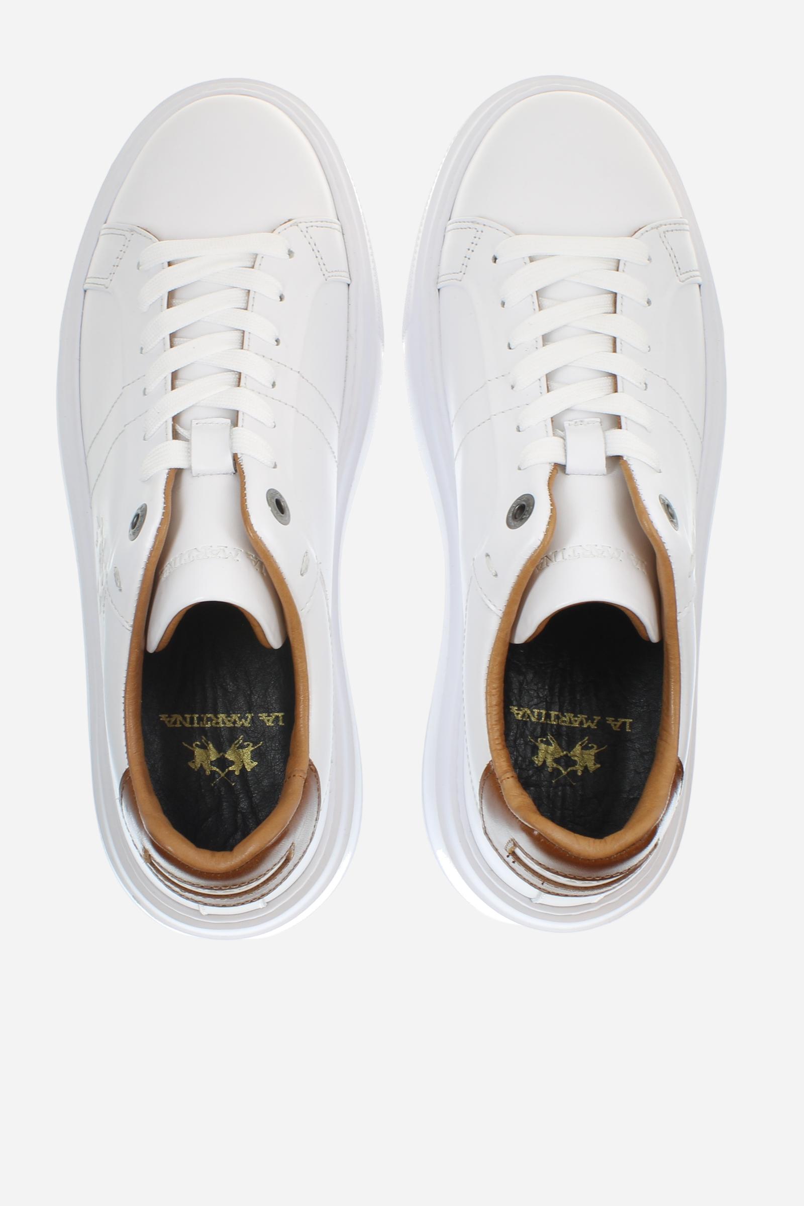 Sneakers in pelle con suola leggera EVA