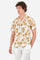 Men’s short-sleeved patterned shirt, made of 100% cotton. Bowling collar. An open tone-on-tone breast pocket sewn on the chest. Mini logo and embroidery on the sleeve recall the Guards line. The fit is regular. The model wears a size L. - Aspen Gold/White/Oli