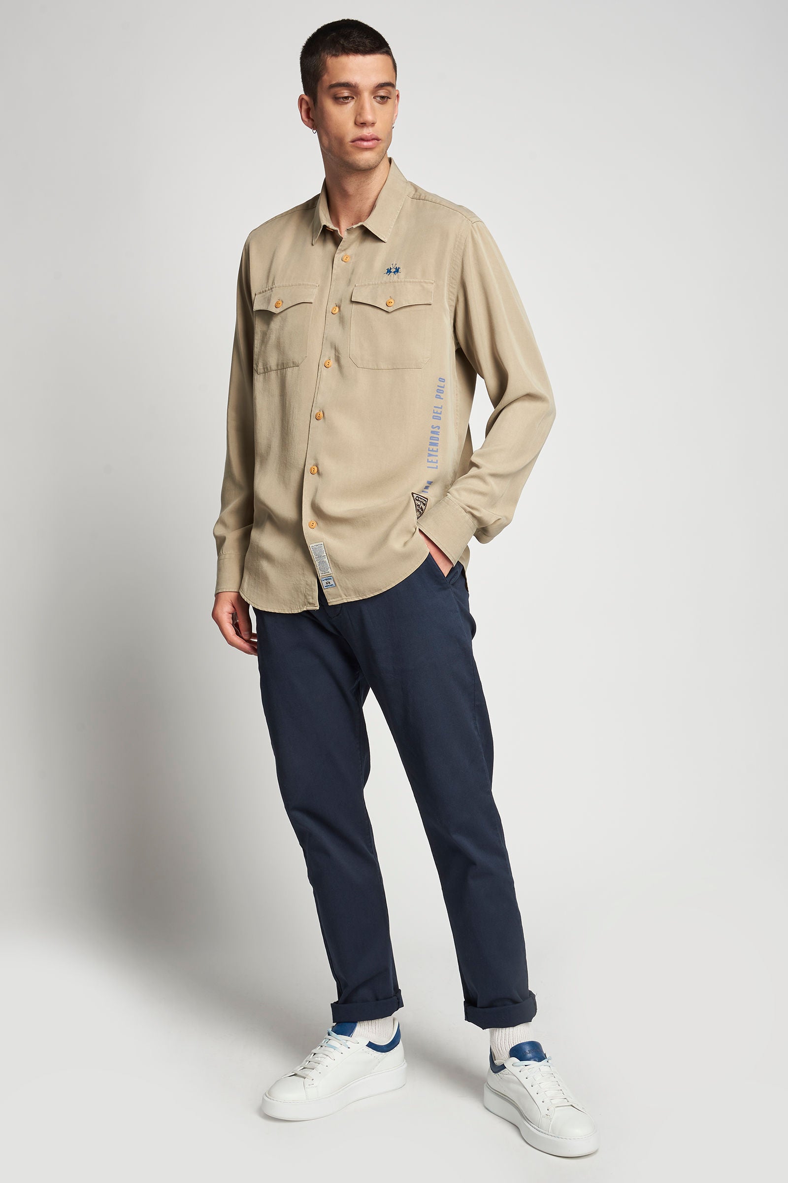 Plain-coloured Tencel shirt