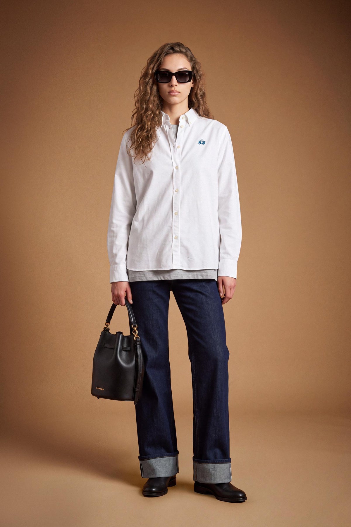 Women's 100% cotton Oxford shirt with button-down collar, buttoned cuffs, regular fit, and embroidered La Martina logo for comfort and timeless style. - Optic White