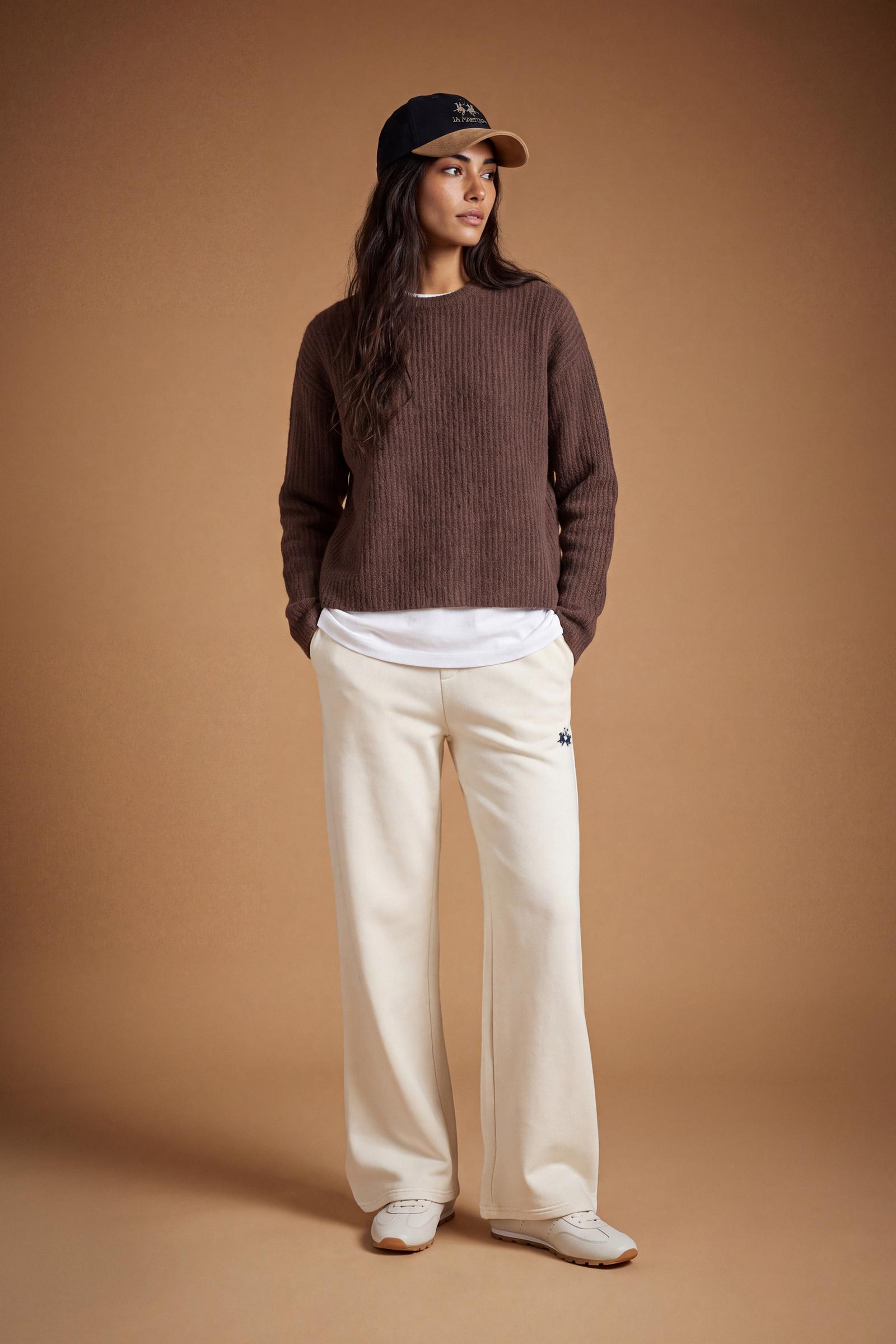 Women's pants in soft brushed cotton with an elastic waistband, adjustable drawstring, vertical side pockets, and a relaxed wide-leg fit for all-day comfort. - Pristine