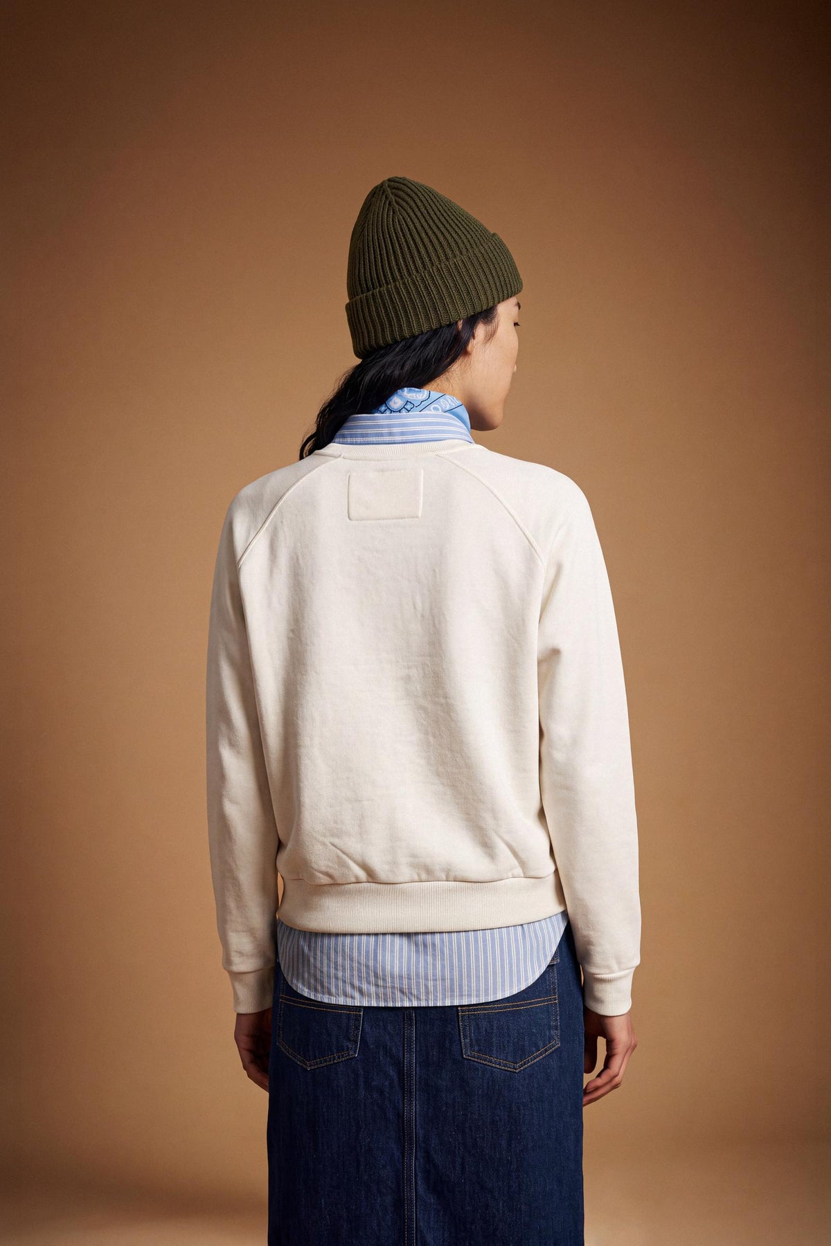 Women's long-sleeve sweatshirt in soft brushed cotton with ribbed crew neck, cuffs, and hem. Relaxed fit with embroidered large Cortina Polo Club logo for style and comfort. - Pristine