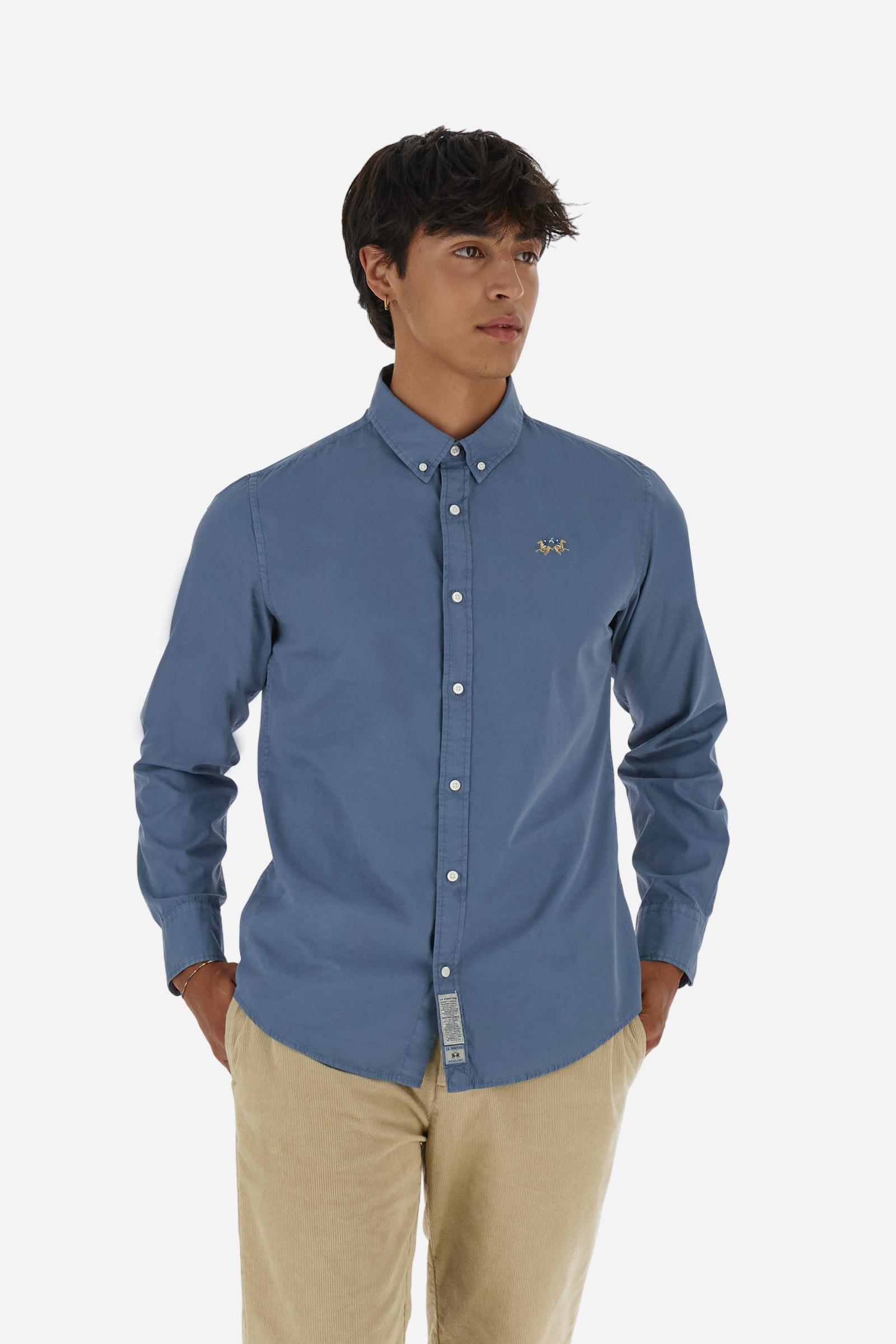 Men's long-sleeved shirt in cotton poplin. Slim fit with button-down collar. - Flint Stone